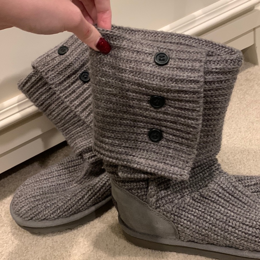 Ugg Classic Cardy II Knit Boot -Grey